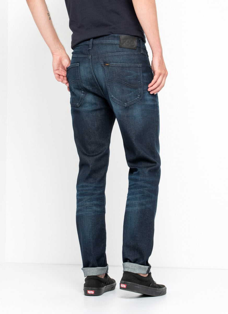 Lee Arvin Tapered Jeans in Shrewd Blue â Inocencia