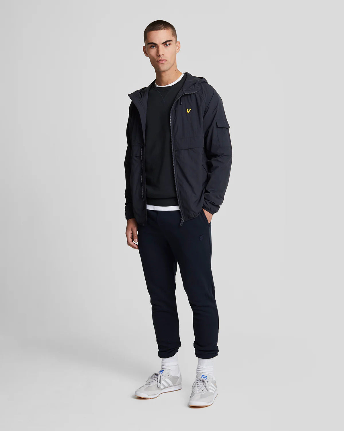 Lyle & Scott Hooded Windbreaker Jacket in Dark Navy