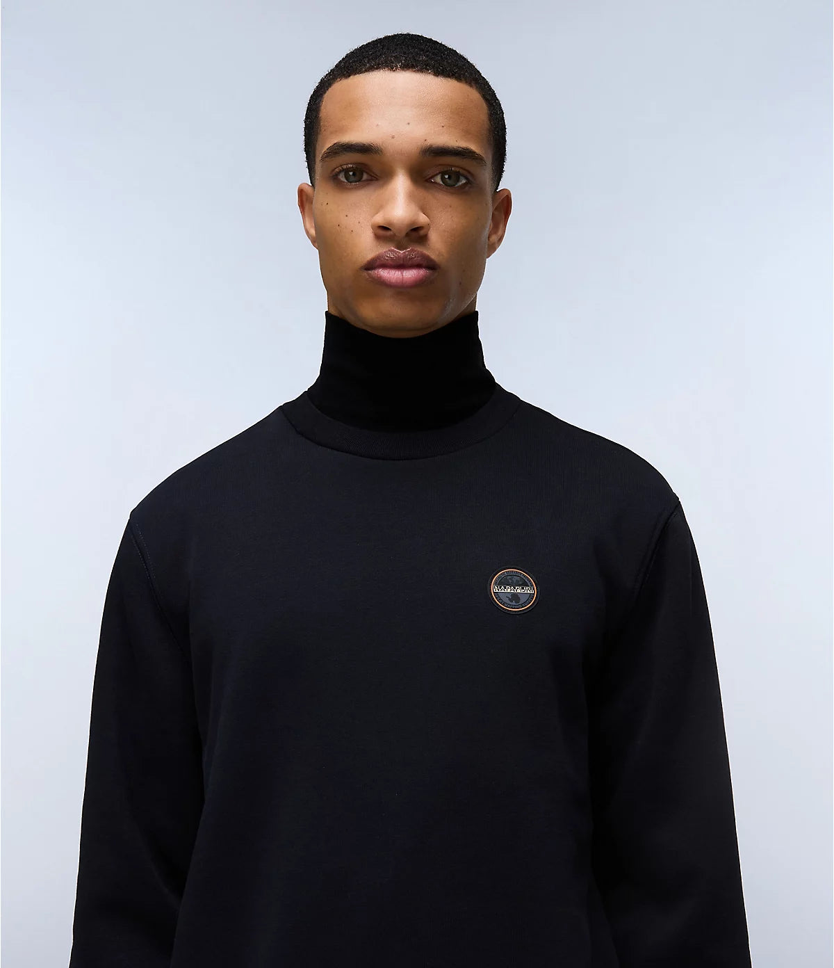 Napapijri Badge Sweatshirt in Black