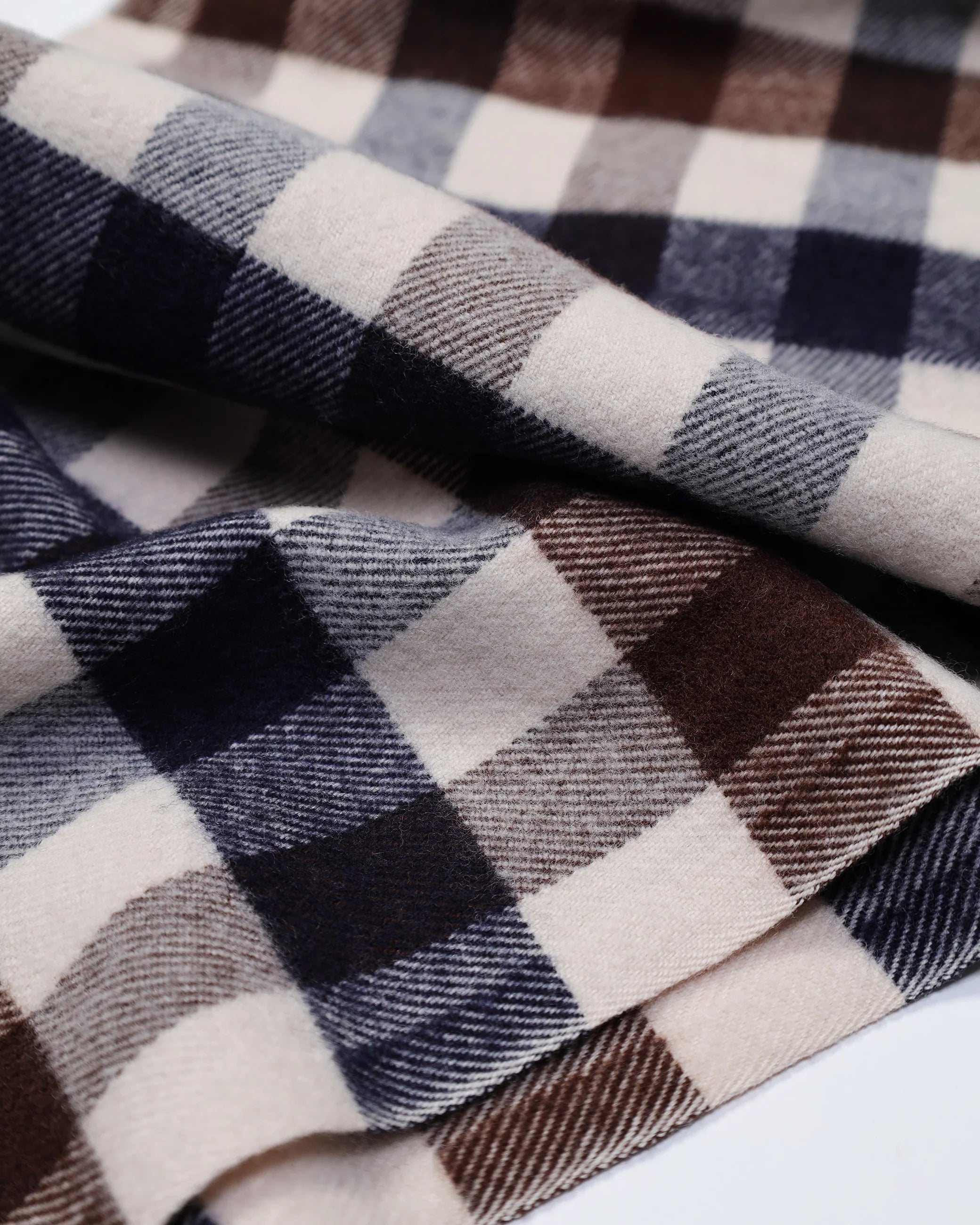 Aquascutum Active Water Repellent Merino Wool Macro Check Scarf