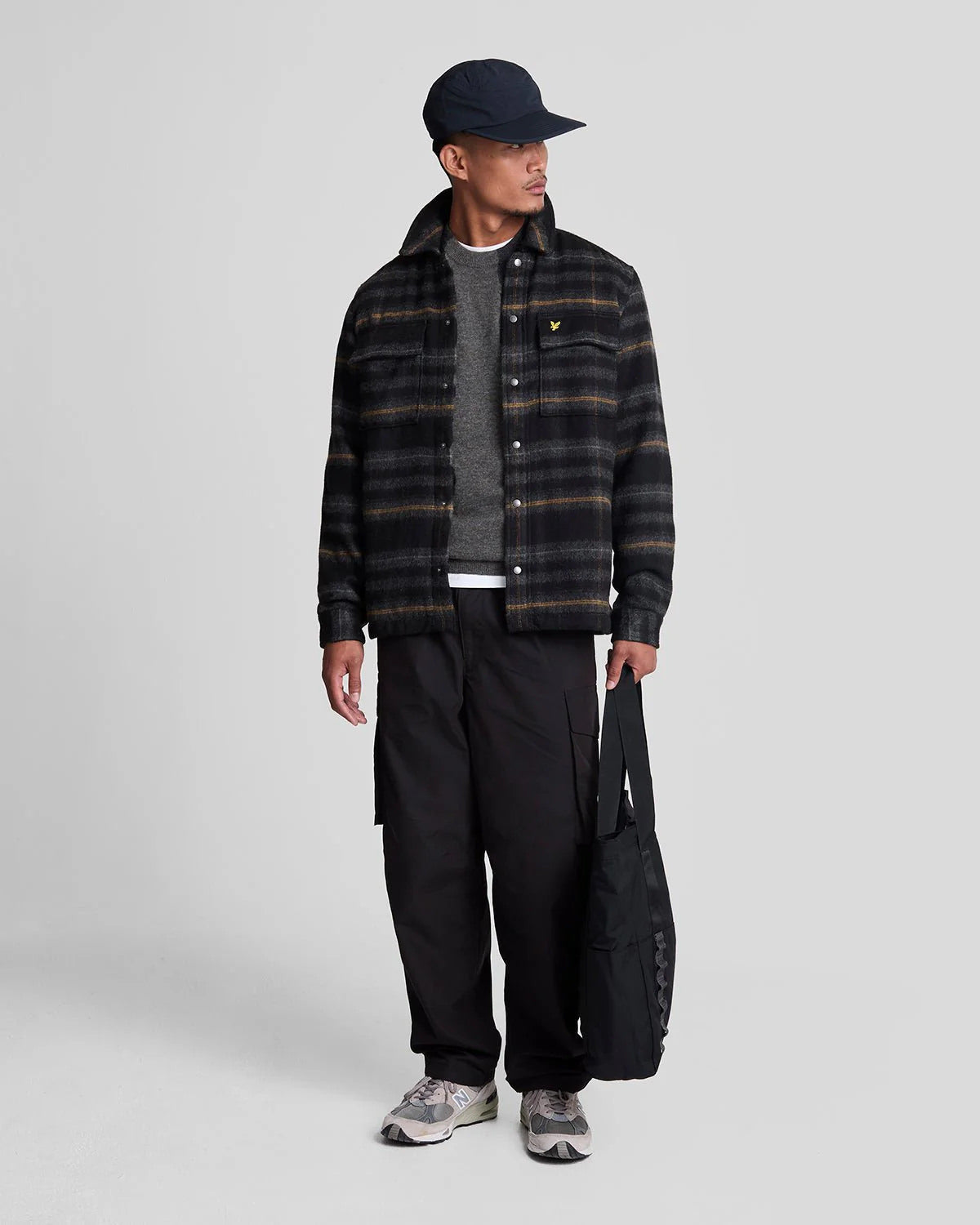 Lyle & Scott Lambswool Blend Crew Neck Jumper in Charcoal