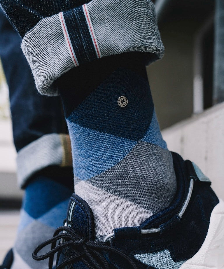 Burlington Clyde Pattern Fashion Cotton Socks in Blue Grey 6376