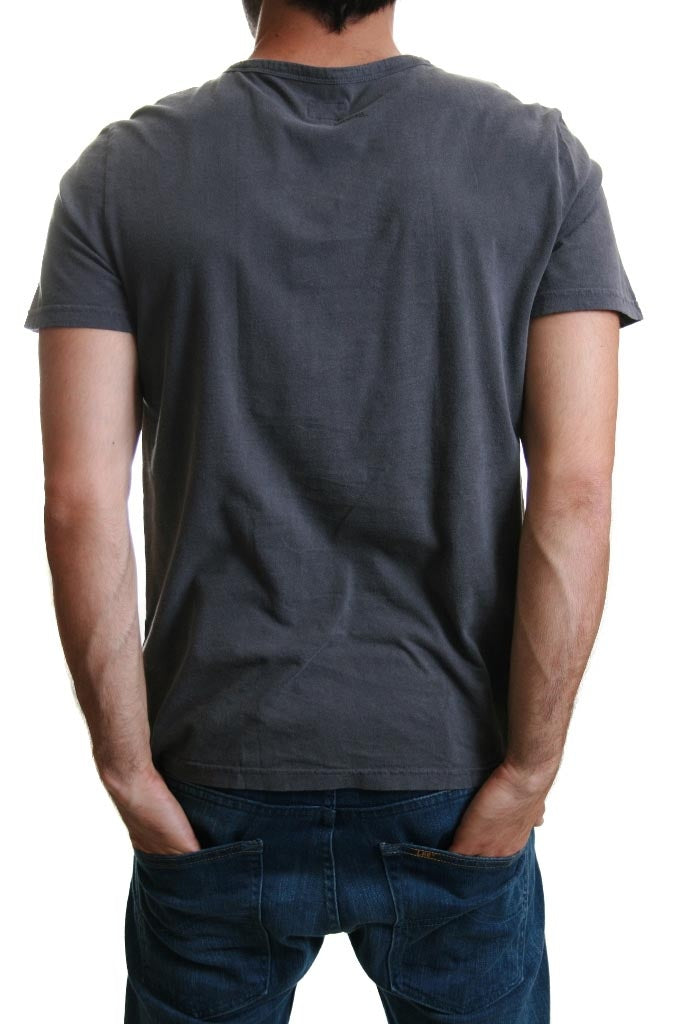 Lee Eddy V Neck T-Shirt in Black