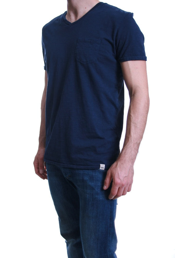 Lee V Neck Pocket Tee in Navy – Inocencia