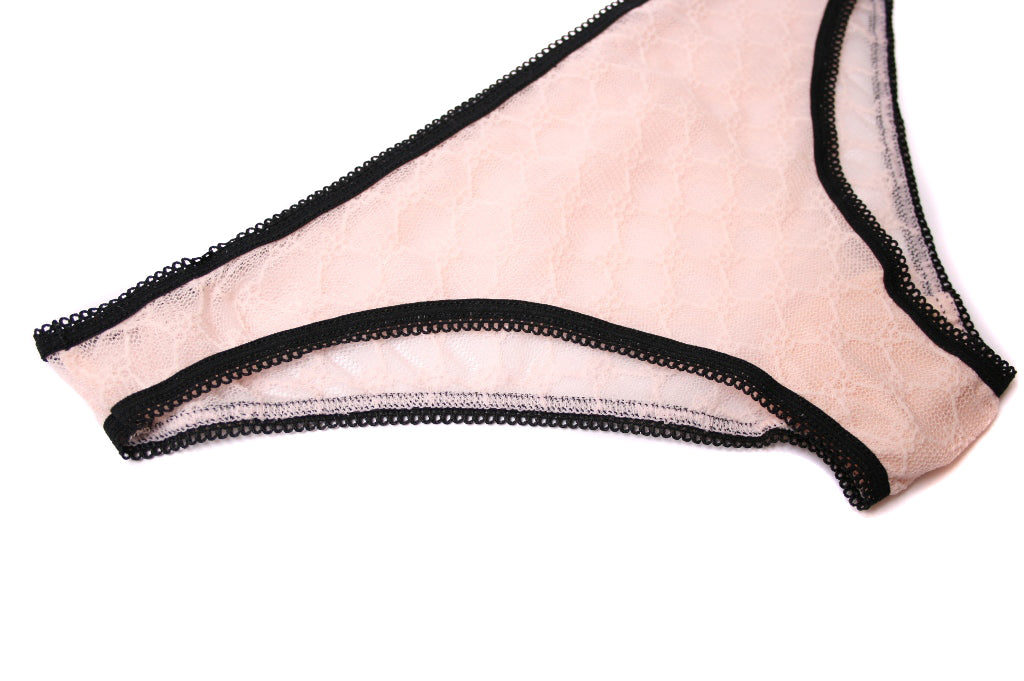 Kinky Knickers Daisy Lace Mini Knickers in Oyster