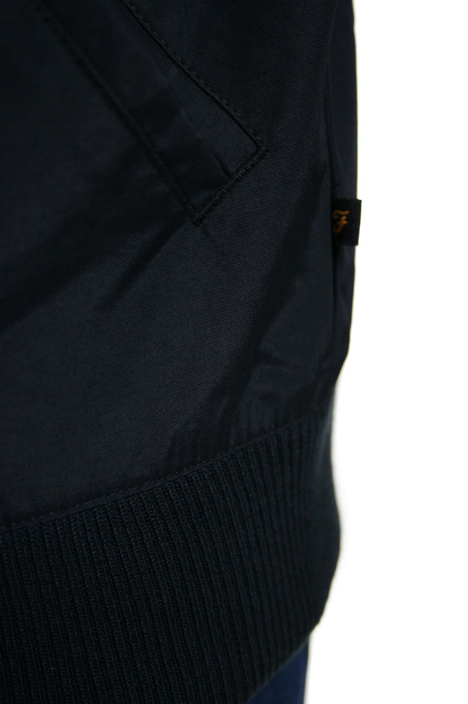 Farah Bellinger Bomber jacket in Black Inocencia