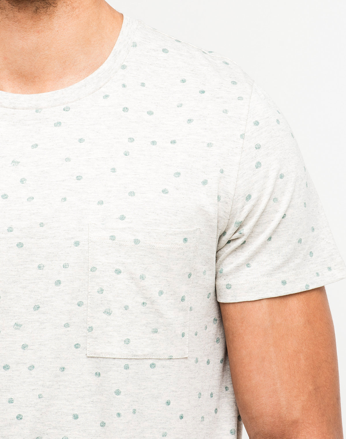 Lee Aop Dot Pocket T-Shirt in Grey Mele