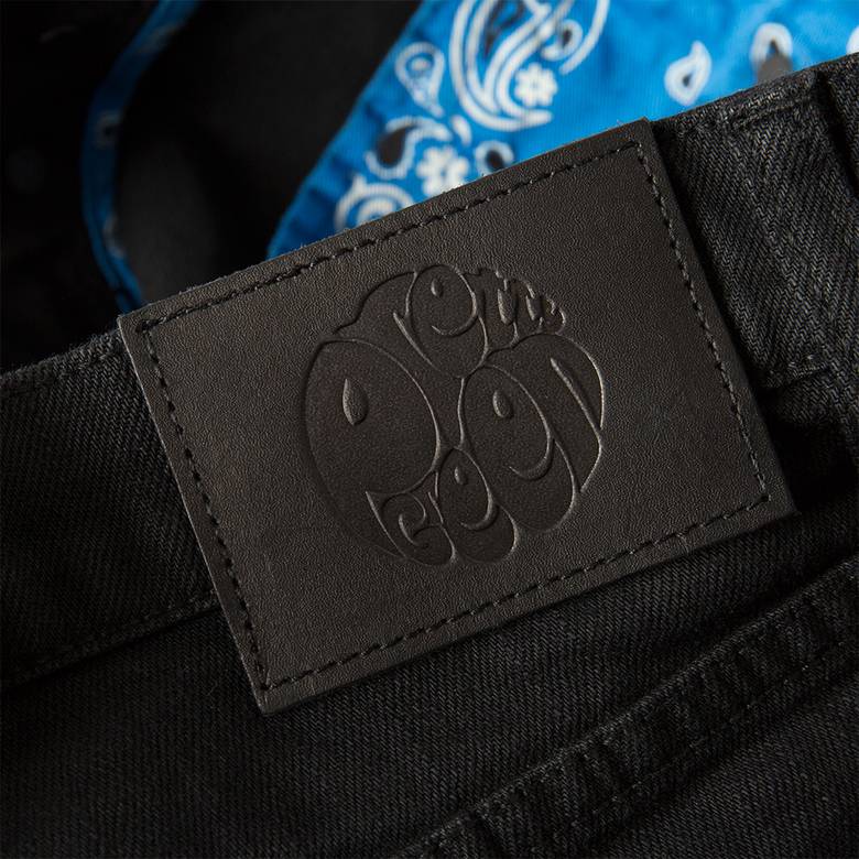 Pretty Green Erwood Slim Fit jeans in Black Wash Inocencia