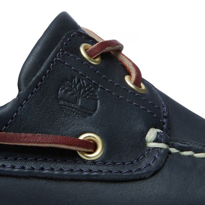 Timberland Classic 2 Eye Boat Shoes in Navy with White Sole