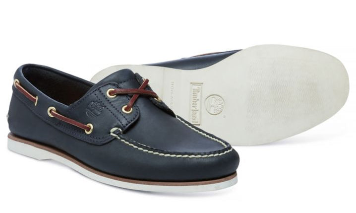 Timberland Classic 2 Eye Boat Shoes in Navy with White Sole