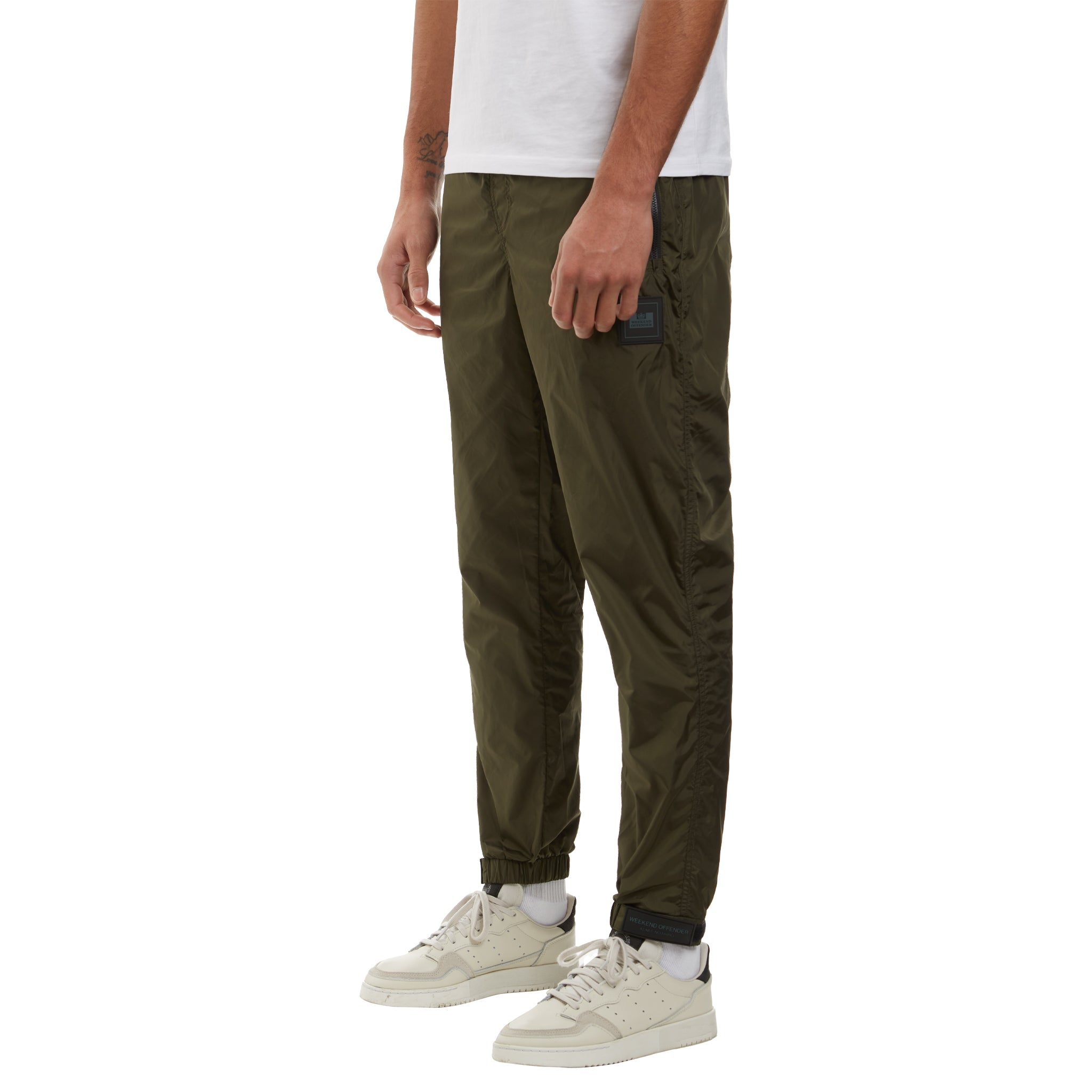Weekend Offender Espinosa Nylon Pant in Dark Green